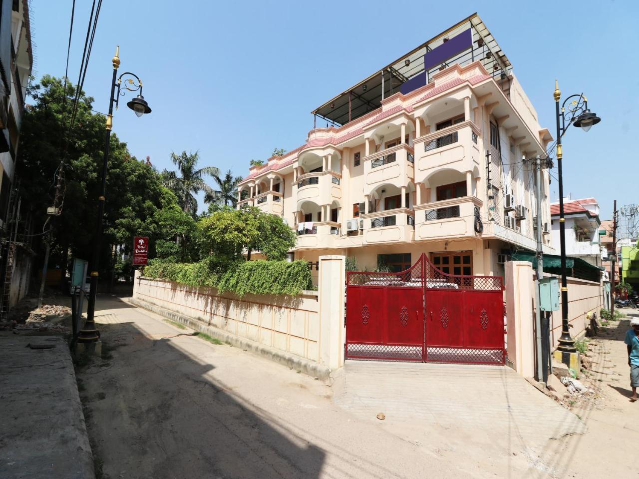 Hotel Buddha Varanasi Exterior foto